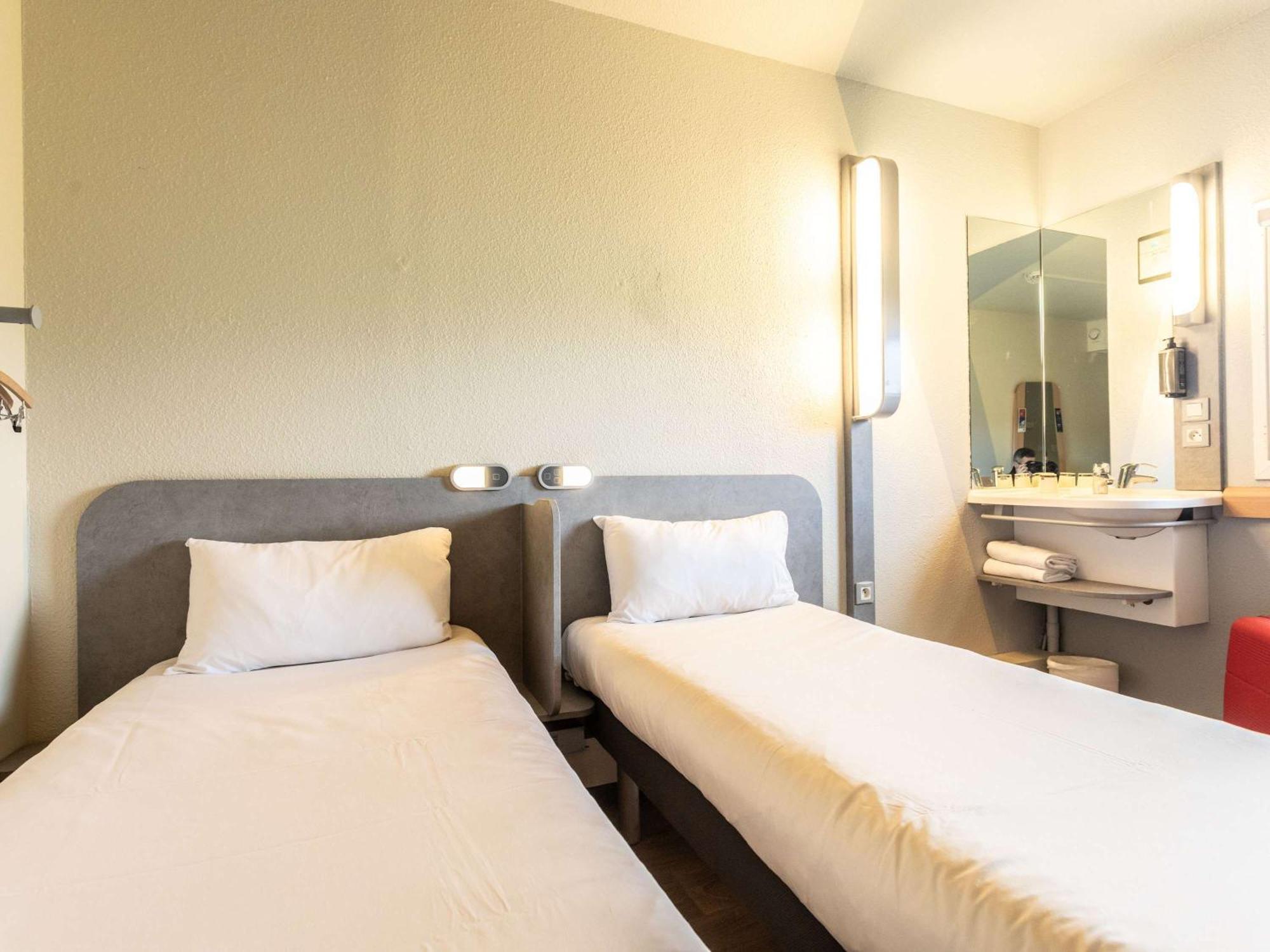 Ibis Budget Μπουρζ Εξωτερικό φωτογραφία