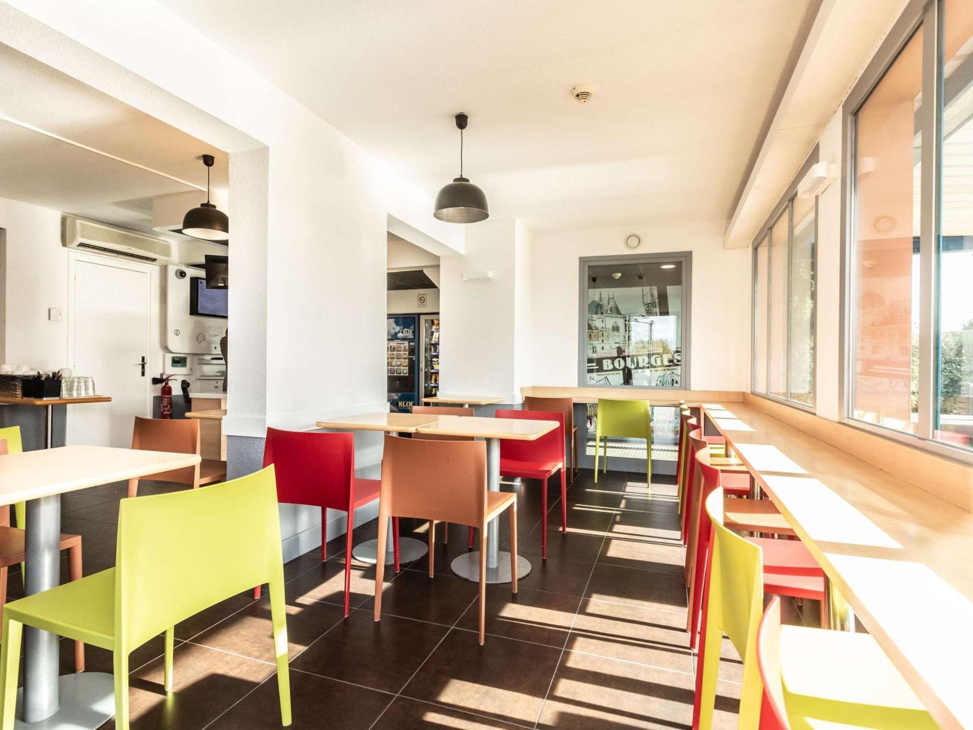 Ibis Budget Μπουρζ Εξωτερικό φωτογραφία